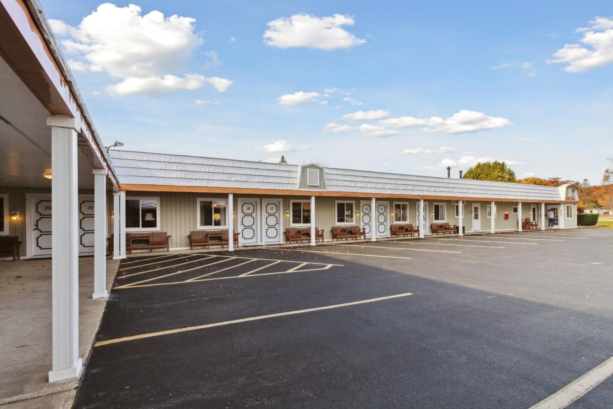 Vindel Motel 맥키노 시티 외부 사진